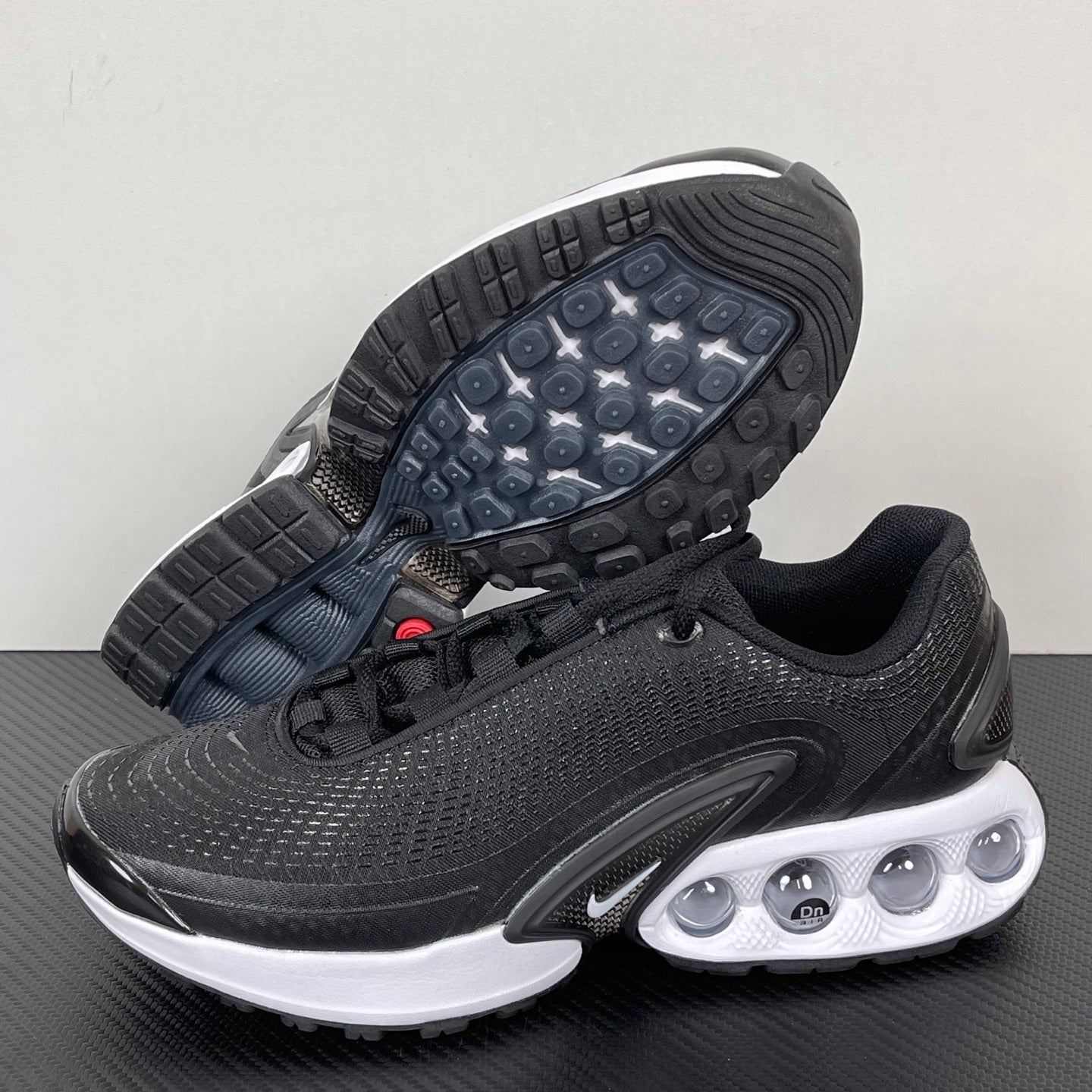 Air Max DN Black White
