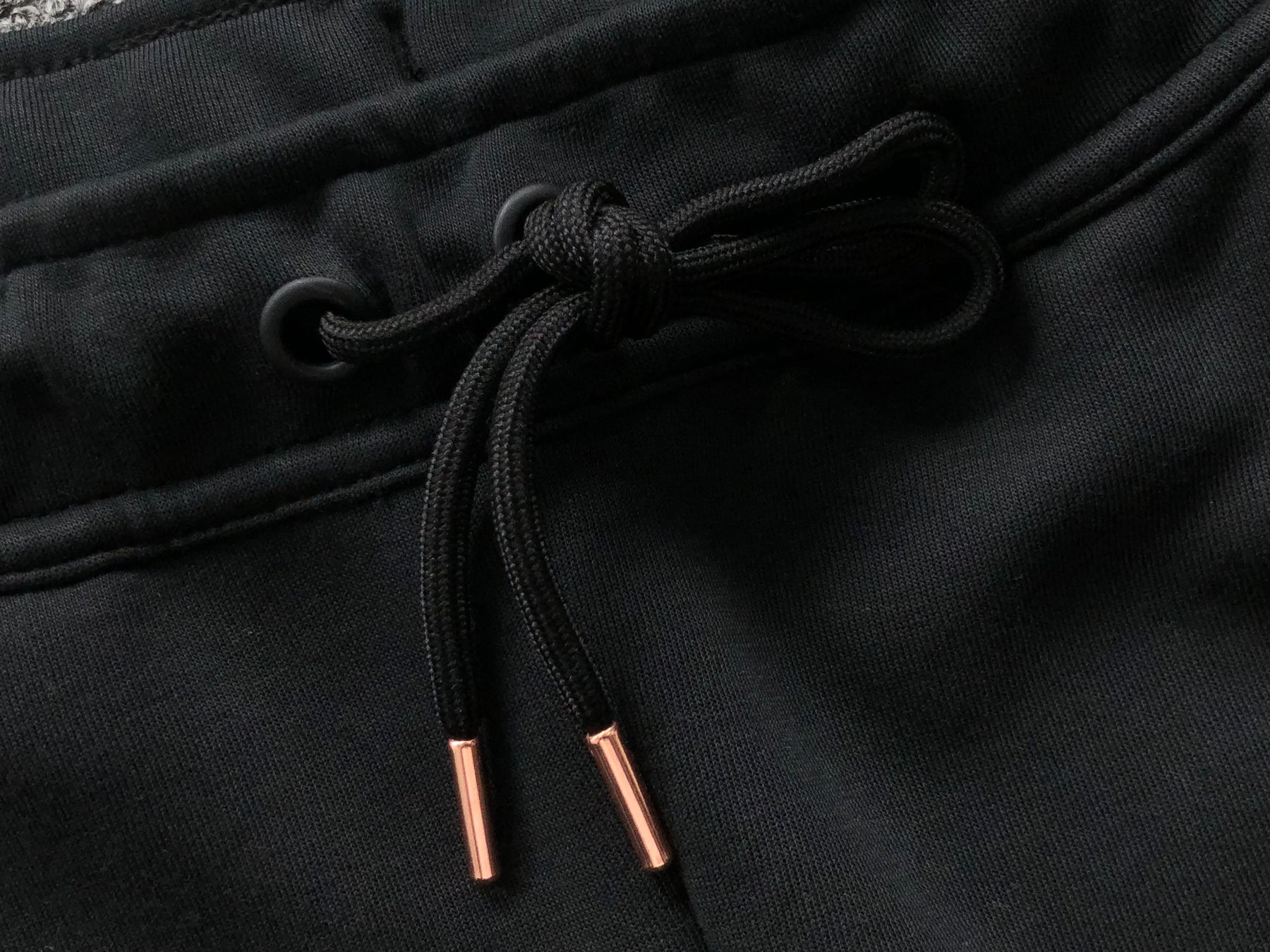 Conjunto Nike Tech Fleece x Syna World