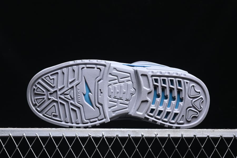 RTFKT x Nike Dunk Low Genesis