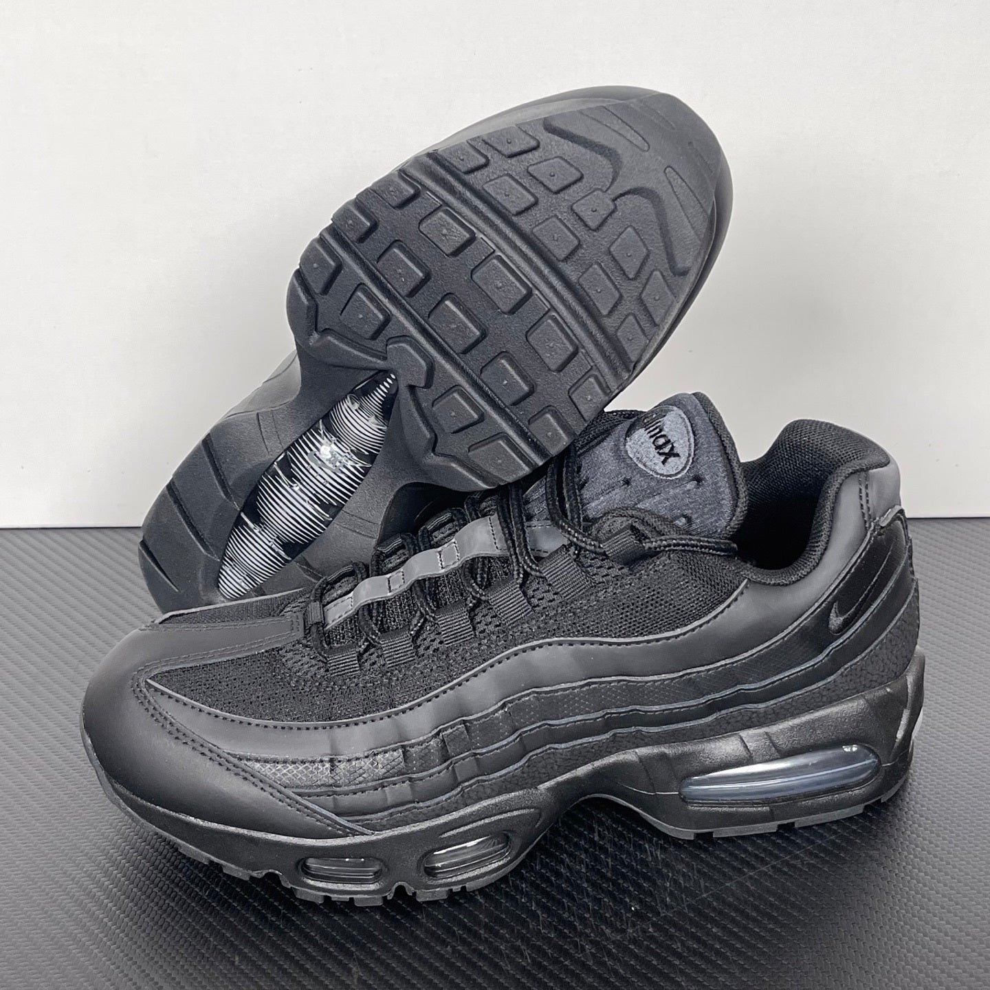 Nike Air Max 95 Triple Black