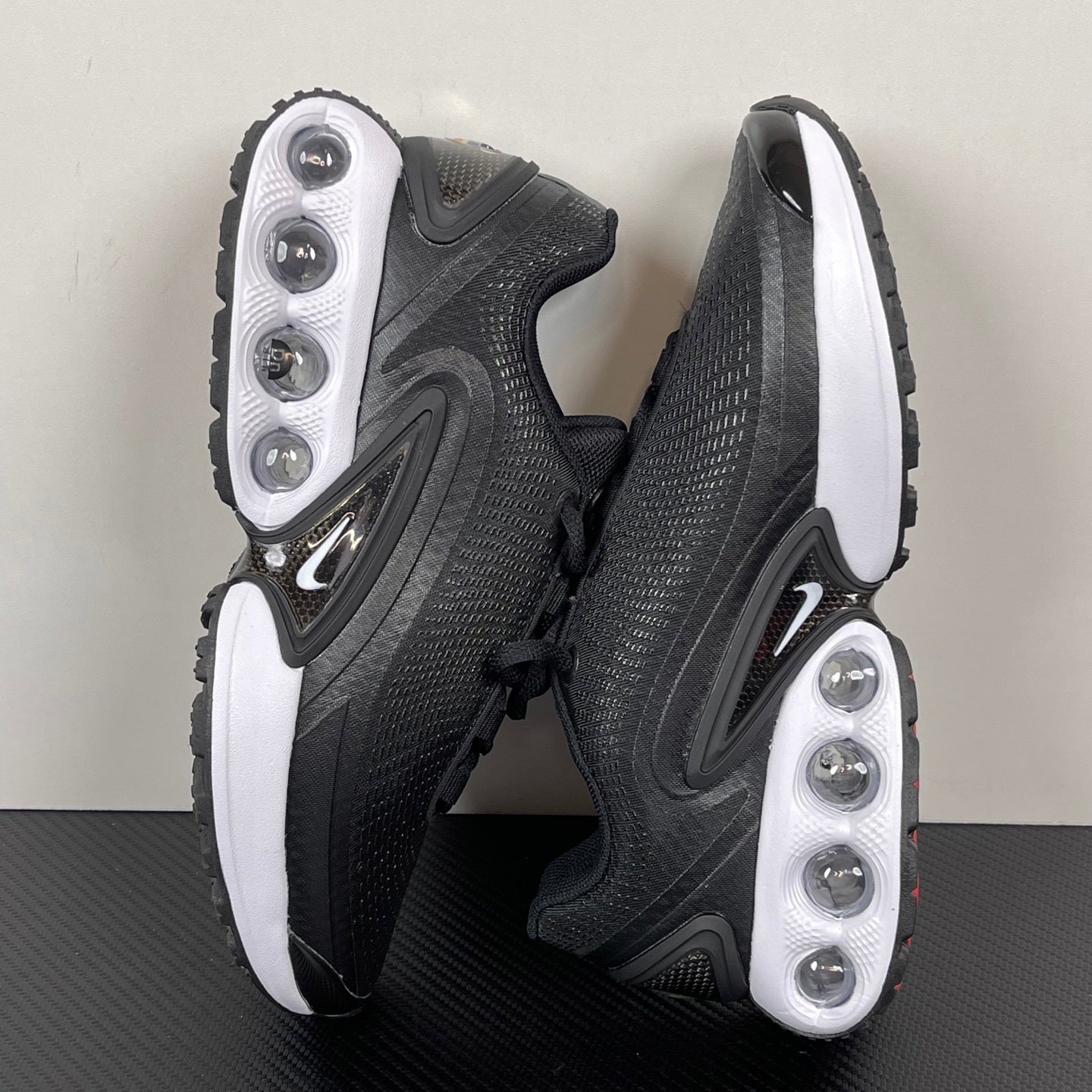 Air Max DN Black White