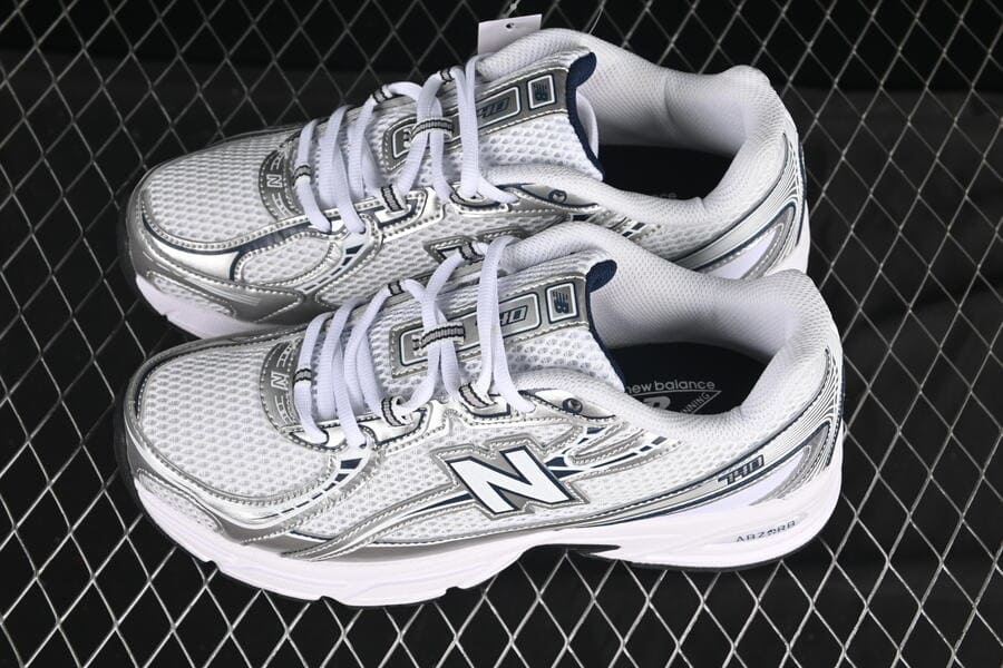 New Balance 740 White Silver Metallic