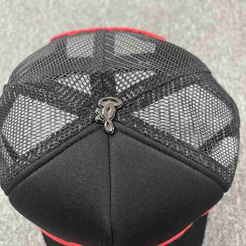 Boné Trucker SynaWorld Black/Red