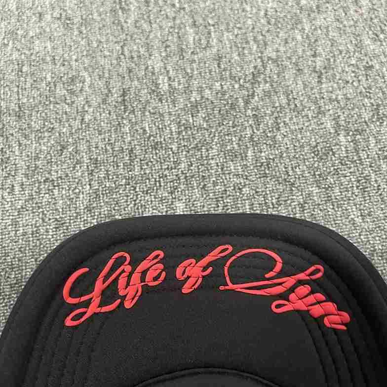 Boné Trucker SynaWorld Black/Red