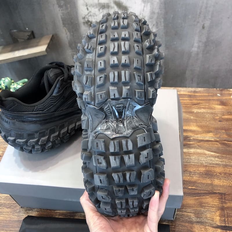 Pronta Entrega - Balenciaga Bouncer Black