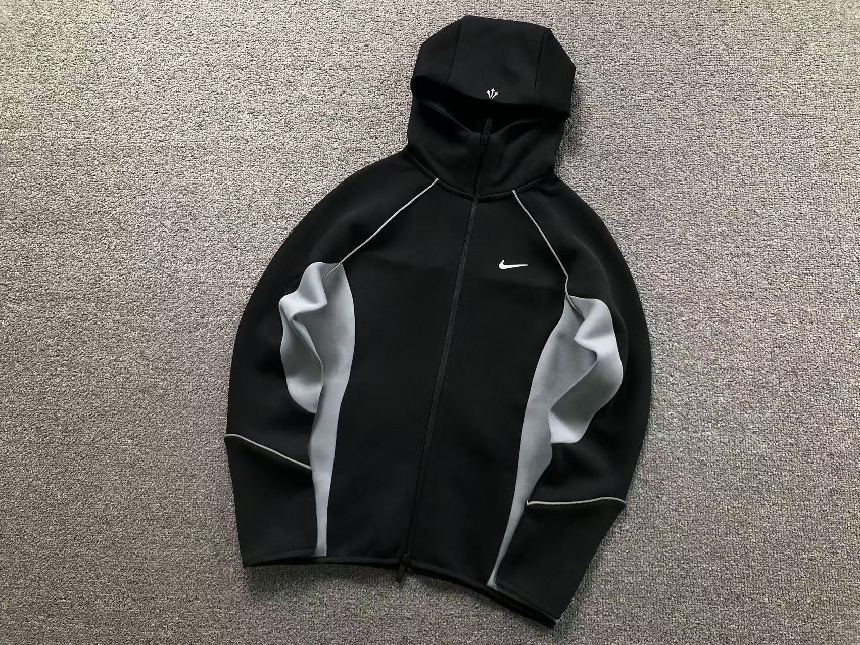 Jaqueta Nike x Nocta Preto e Cinza