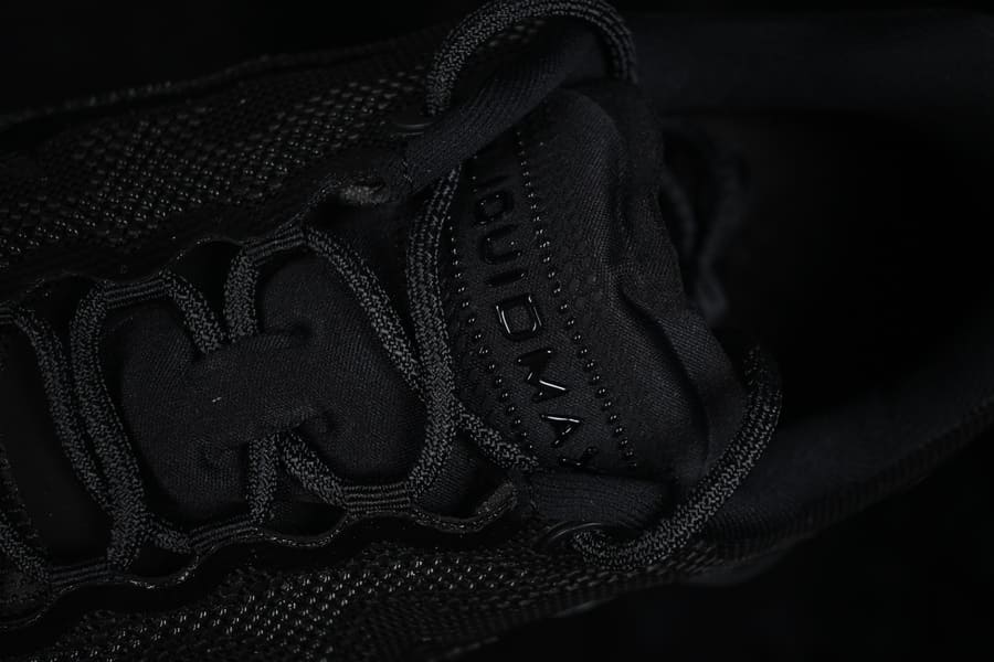Nike Air Liquid Max Black