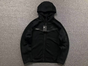 Jaqueta Nike Tech Fleece Preto