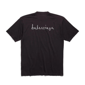 Camiseta Balenciaga Oversized Lovey Fit
