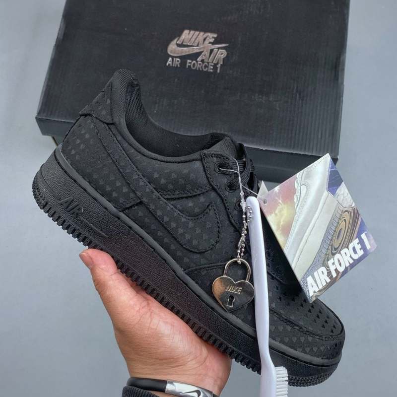 Air Force 1 Low Valentine’s Day Pink Triple Black