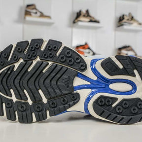 Pharrell Williams x Adidas Adistar Jellyfish Team Royal Blue