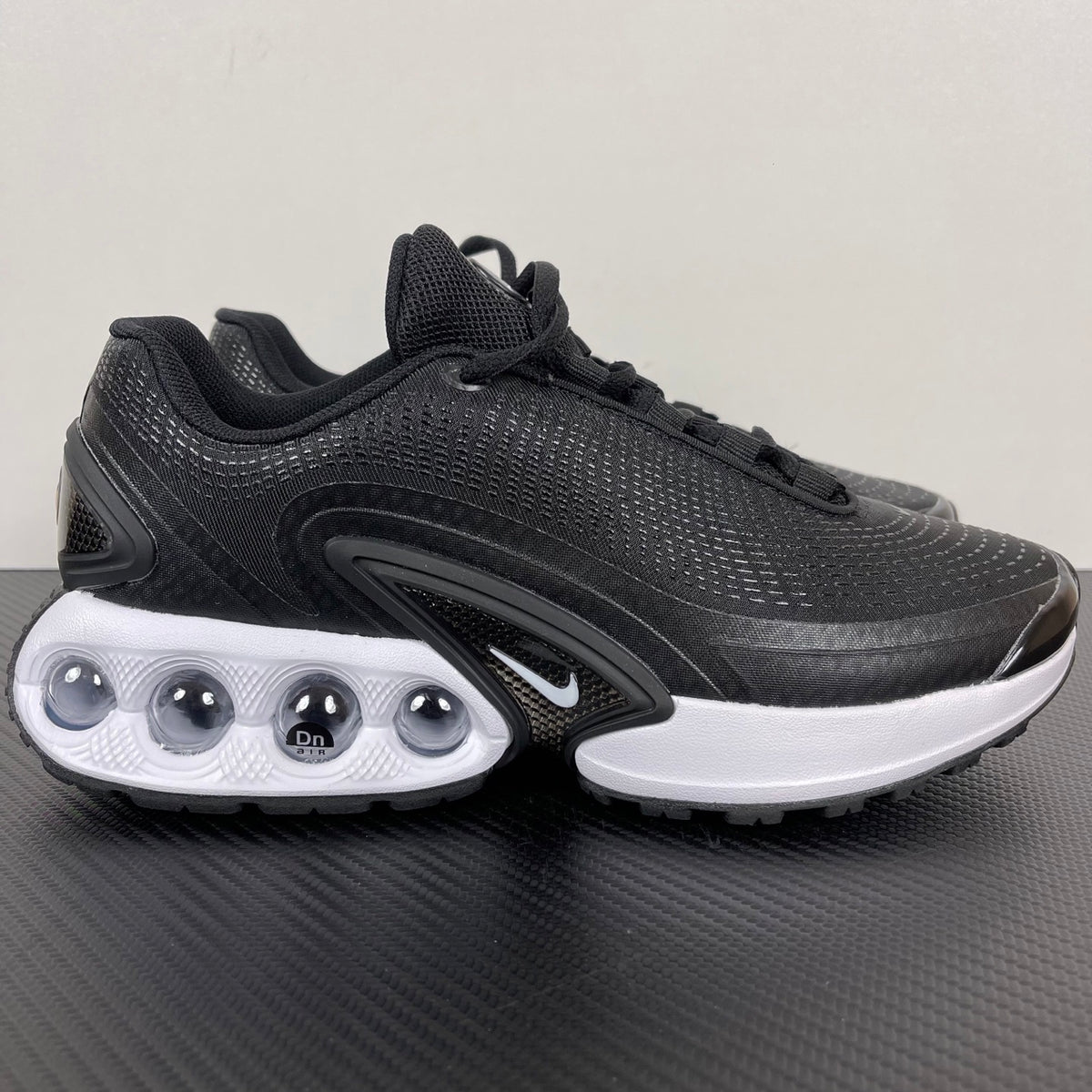 Air Max DN Black White