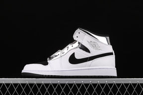 Air Jordan 1 Mid "Alternate Think 16"