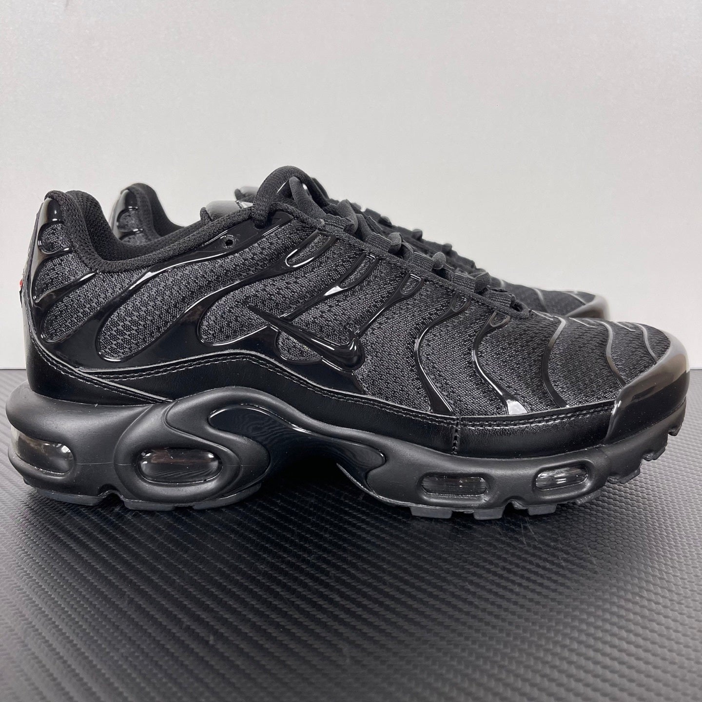 Air Max TN Plus Triple Black