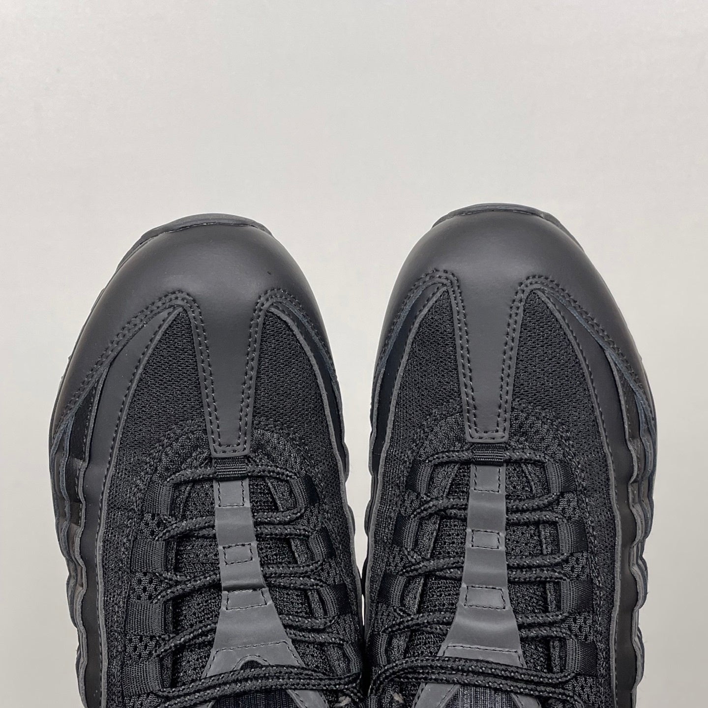 Nike Air Max 95 Triple Black