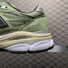 New Balance x JJJJound 990v3 MiUSA Vert Olive