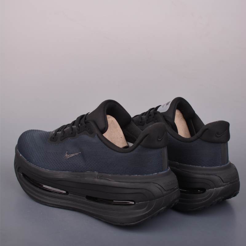 Nike Vomero Premium SP  Black