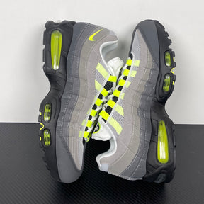 Nike Air Max 95 Neon