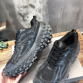 Pronta Entrega - Balenciaga Bouncer Black