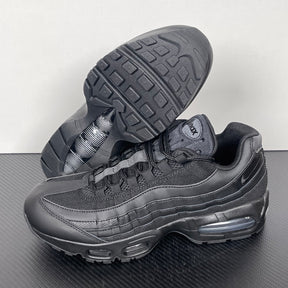 Nike Air Max 95 Triple Black