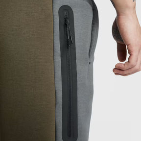 Calça Nike Tech Fleece Pro Marrom