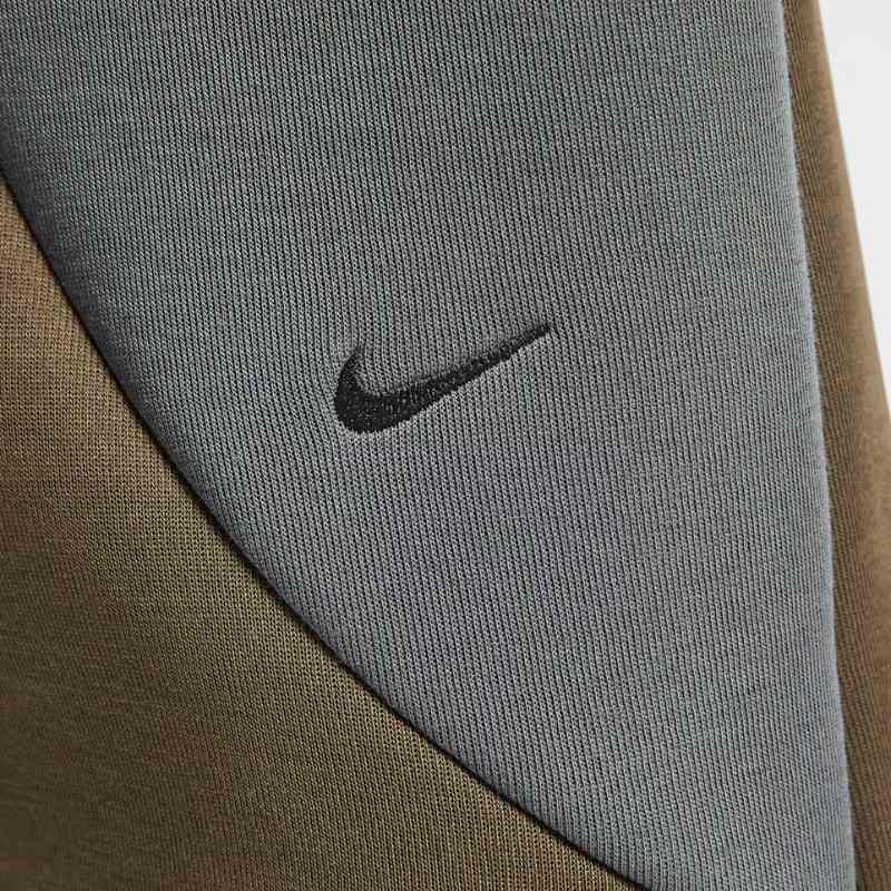 Calça Nike Tech Fleece Pro Marrom