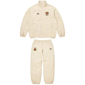 Conjunto Supreme x Umbro Cotton Ripstop Track Stone