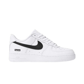Air Force 1 Low White x Supreme