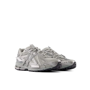 Tênis New Balance 1906a Silver