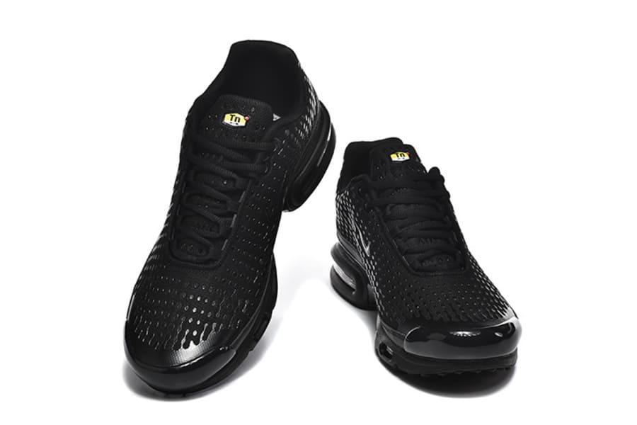 Air Max Plus 7 Triple Black