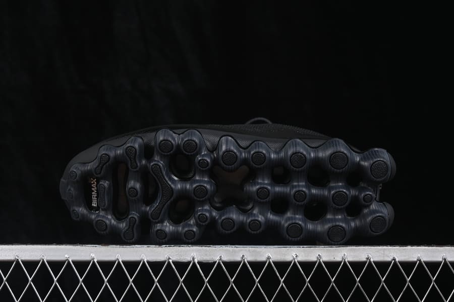 Nike Air Liquid Max Black