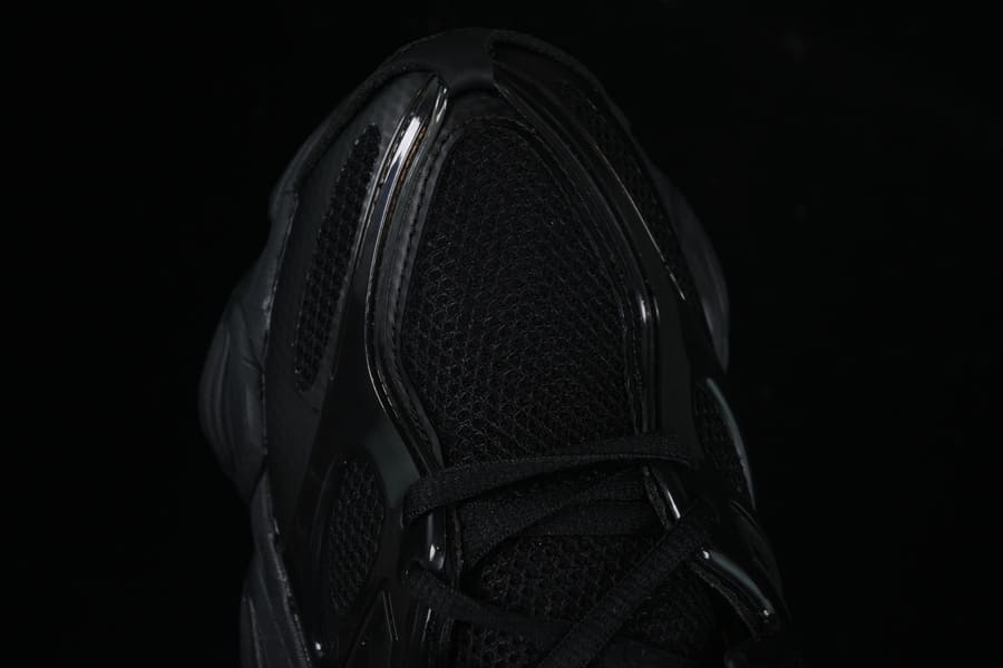 New Balance 9060 Sea Stone Black