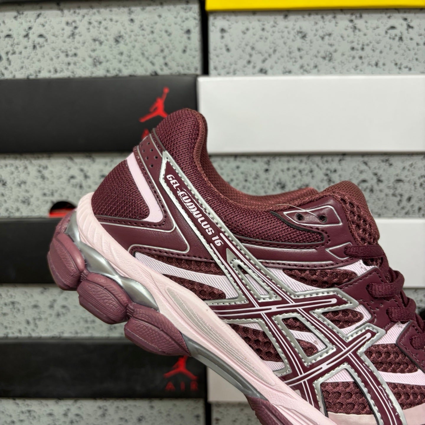 Asics Gel-Cumulus 16 Sunset Red