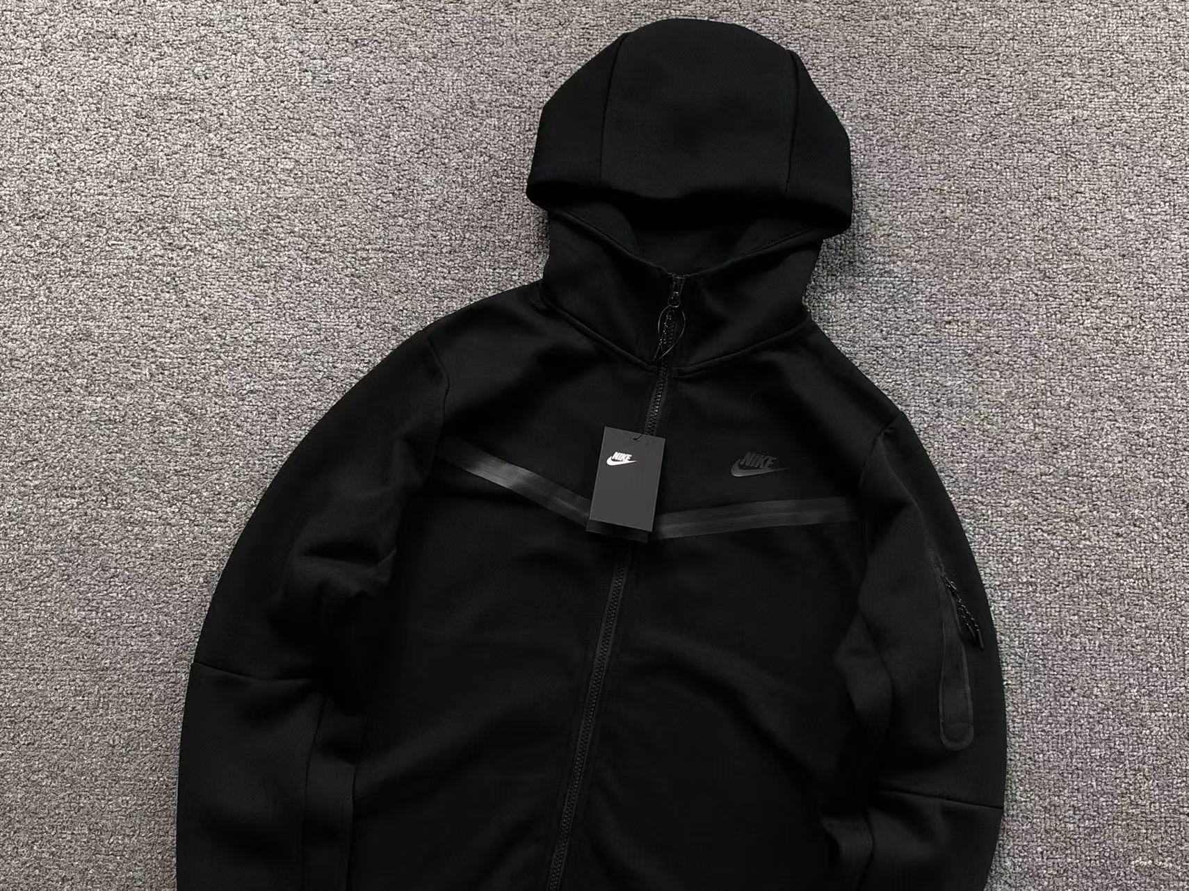 Jaqueta Nike Tech Fleece Preto